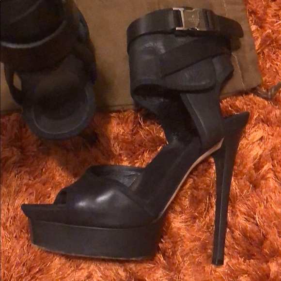 COPY - Gucci ankle wrap heels - Picture 2 of 7